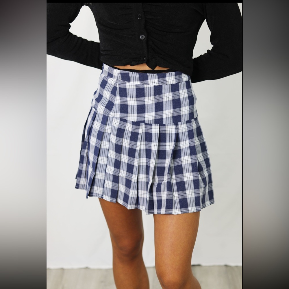 NWT Plaid Pleated Skirt